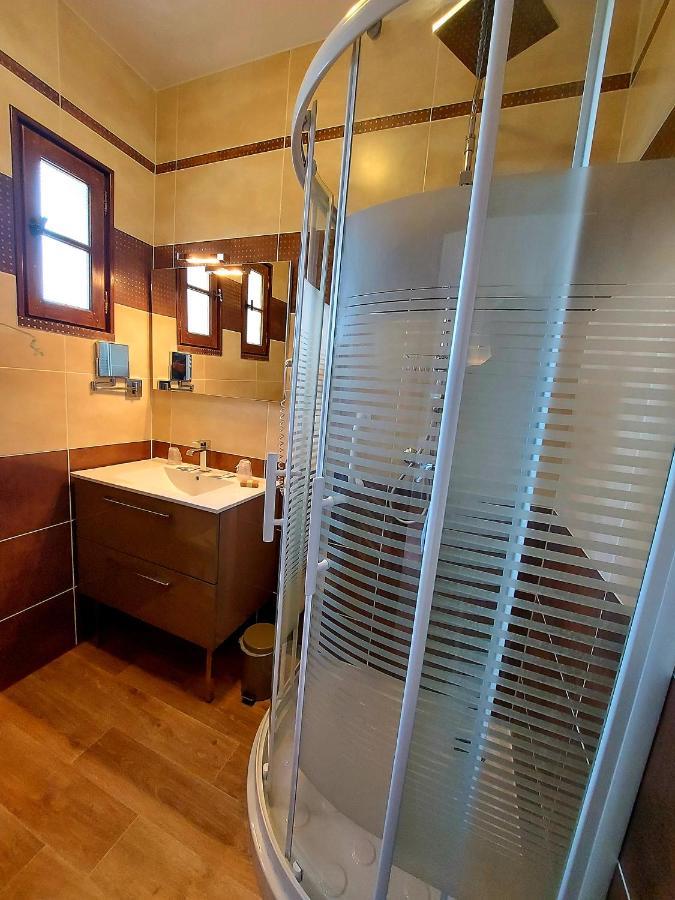 Hotel Les Hauts De Mourèze Εξωτερικό φωτογραφία