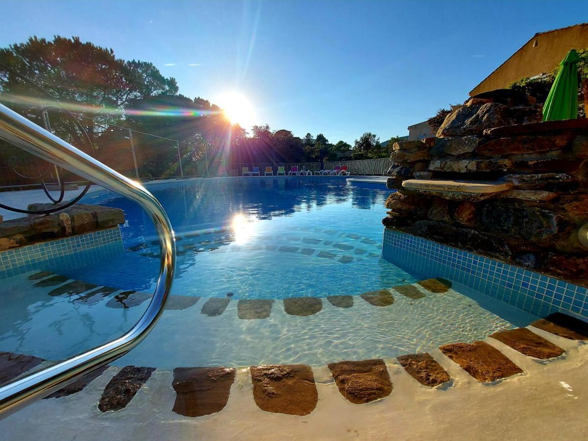 Hotel Les Hauts De Mourèze Εξωτερικό φωτογραφία