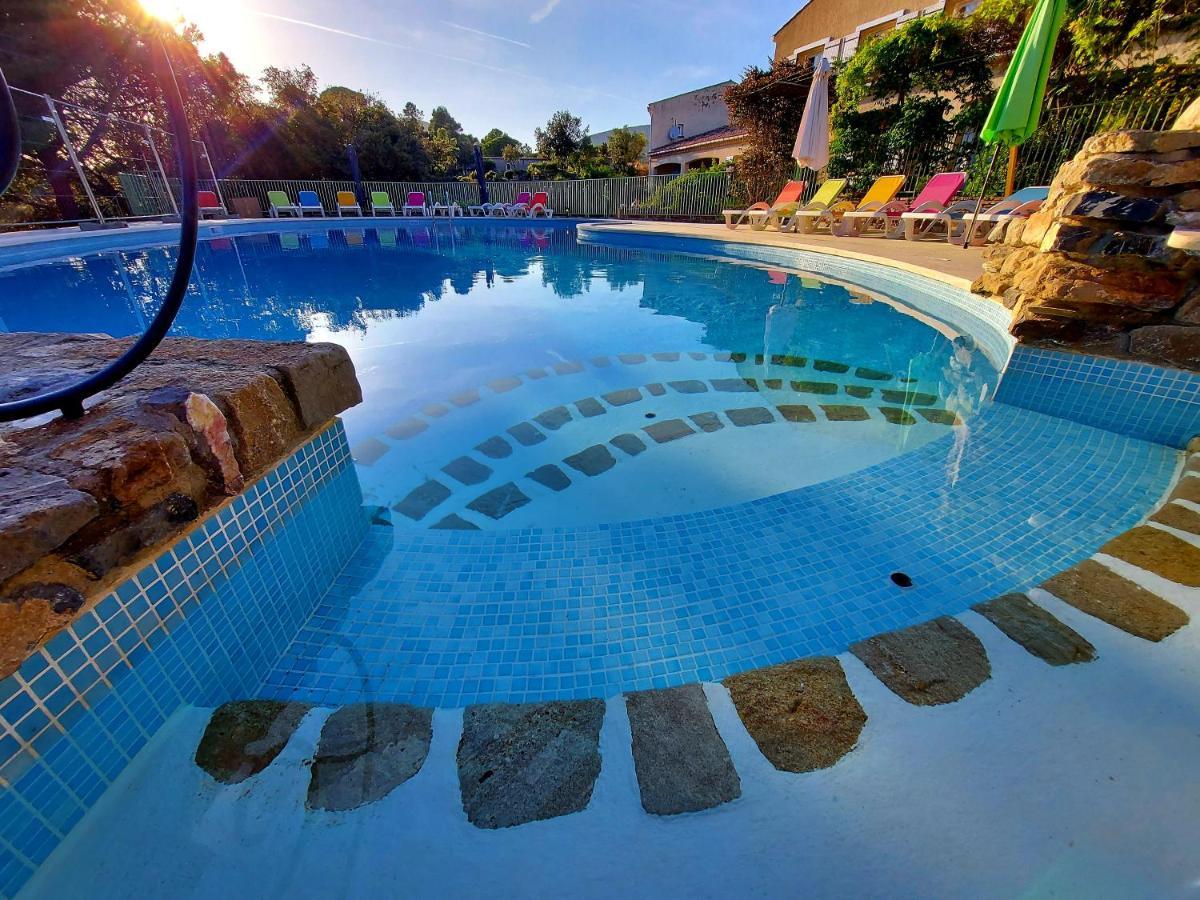 Hotel Les Hauts De Mourèze Εξωτερικό φωτογραφία